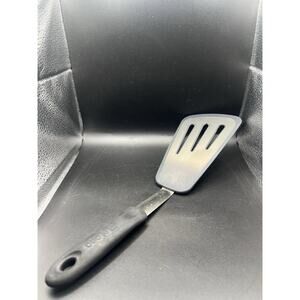 DI ORO Living Chef Series Heat Resistant 600F Flexible Silicone Omelet Spatula